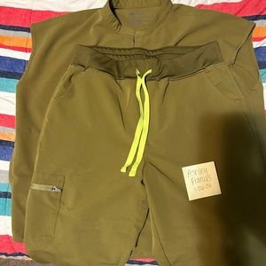 Figs Rafaela and Zamora joggers